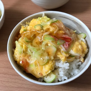 カニカマ使用☆なんちゃってかに玉丼